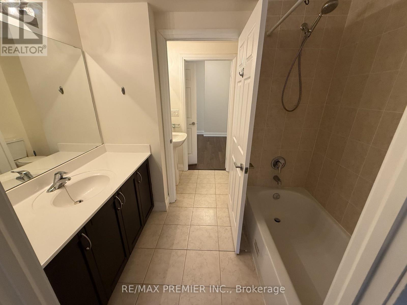 406 - 83 Woodbridge Avenue, Vaughan, Ontario  L4L 0C8 - Photo 13 - N13739270