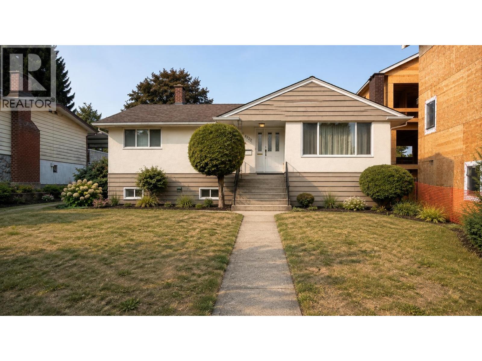 6325 NAPIER STREET, burnaby, British Columbia
