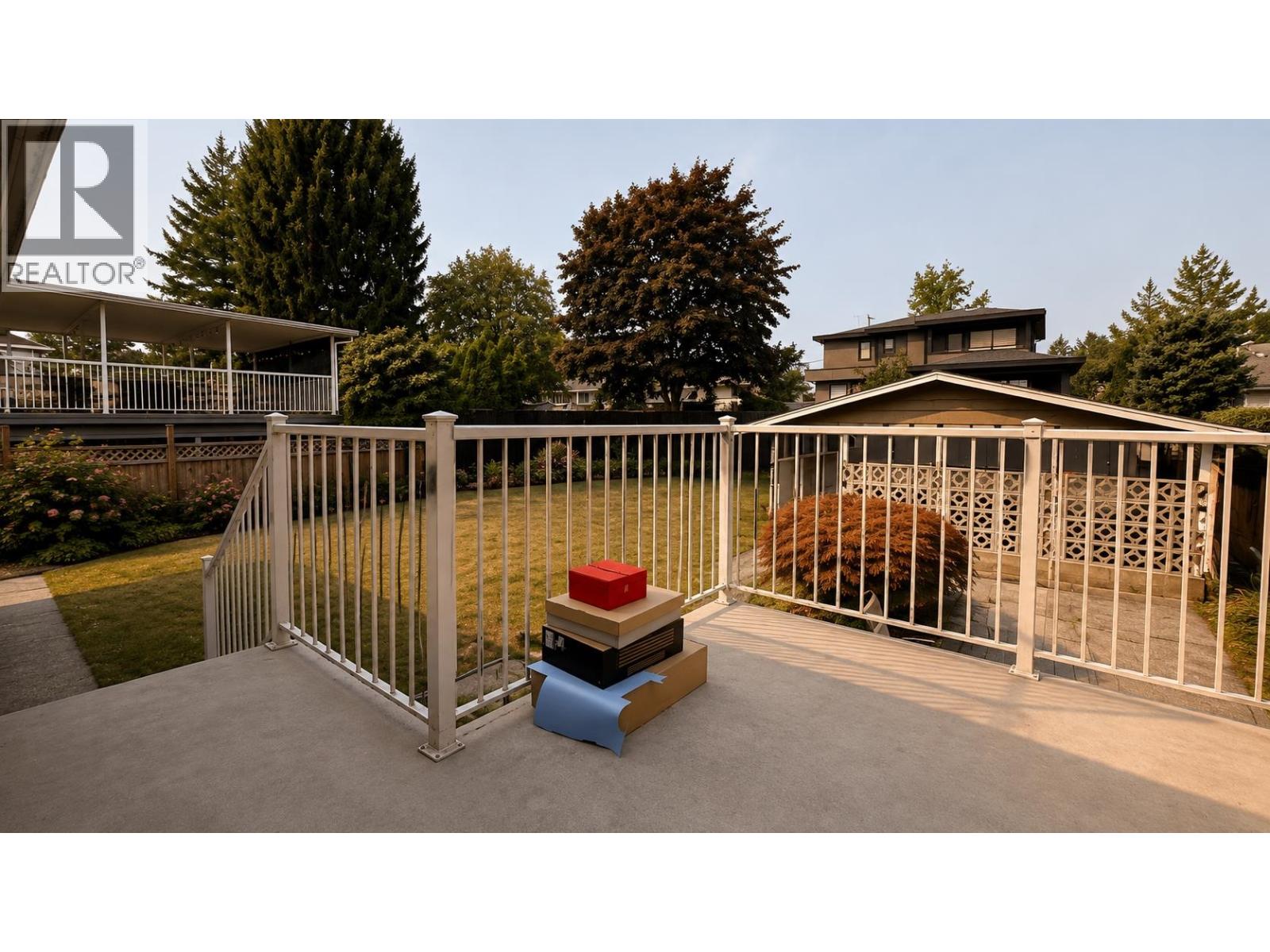 6325 Napier Street, Burnaby, British Columbia  V5B 2B9 - Photo 16 - R3161139