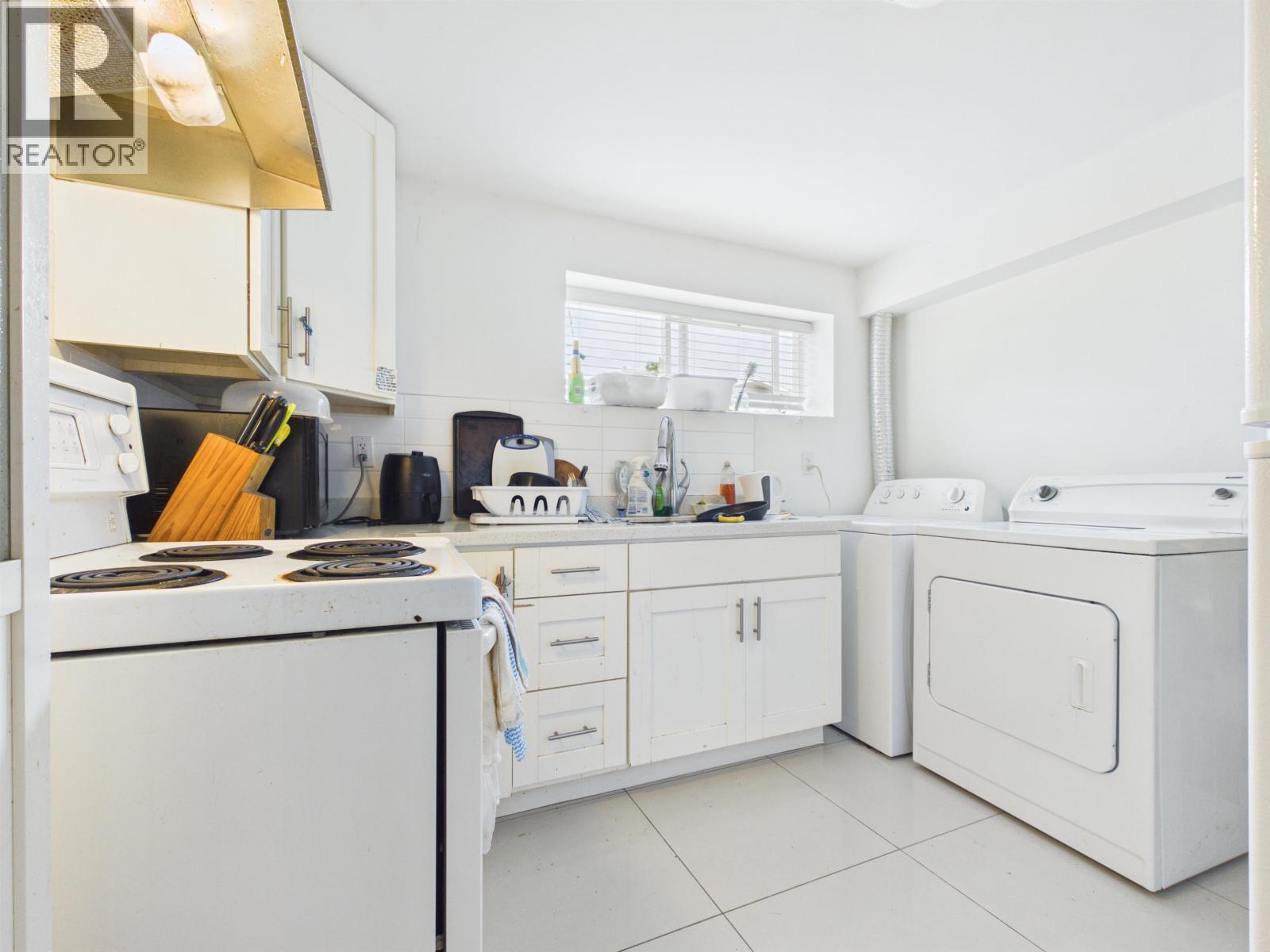 6325 Napier Street, Burnaby, British Columbia  V5B 2B9 - Photo 18 - R3161139