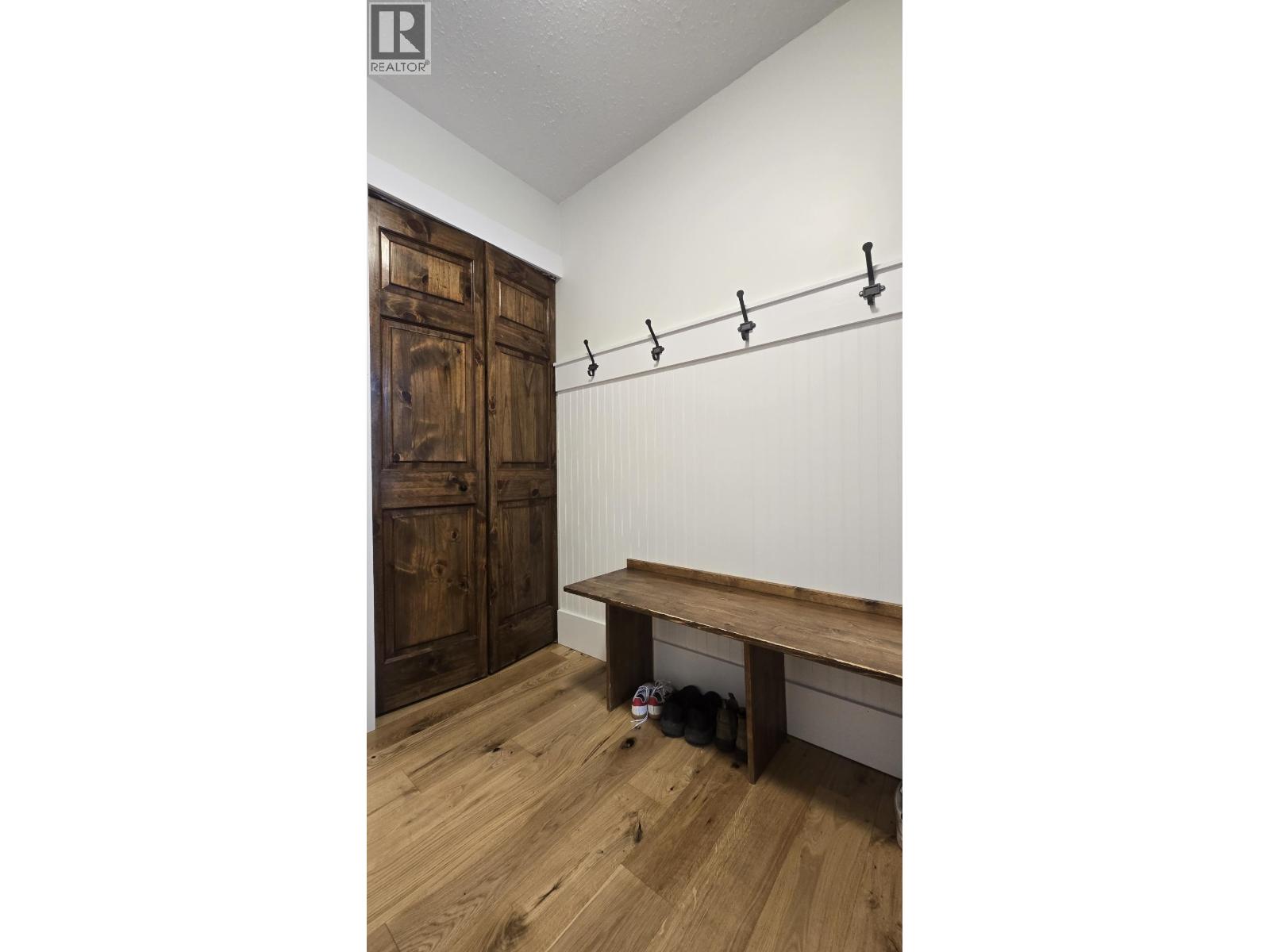 4958 Monical Road, 108 Mile Ranch, British Columbia  V0K 2Z0 - Photo 18 - R3160971