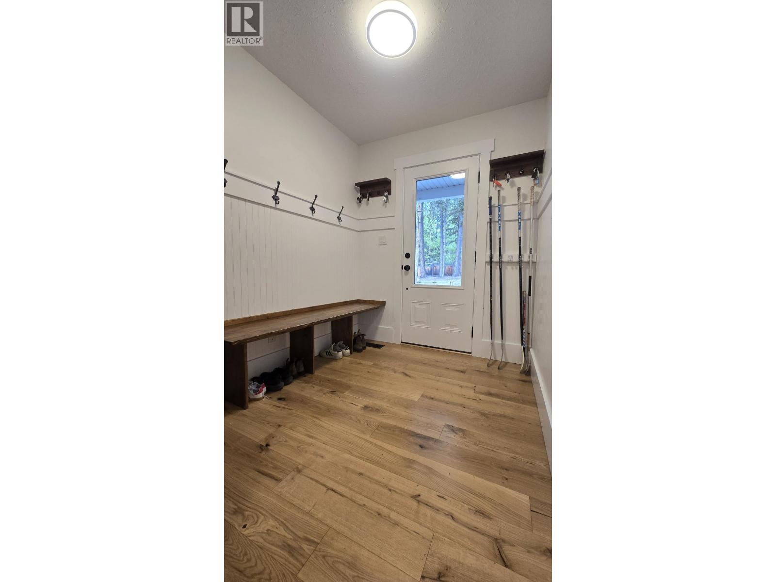 4958 Monical Road, 108 Mile Ranch, British Columbia  V0K 2Z0 - Photo 17 - R3160971