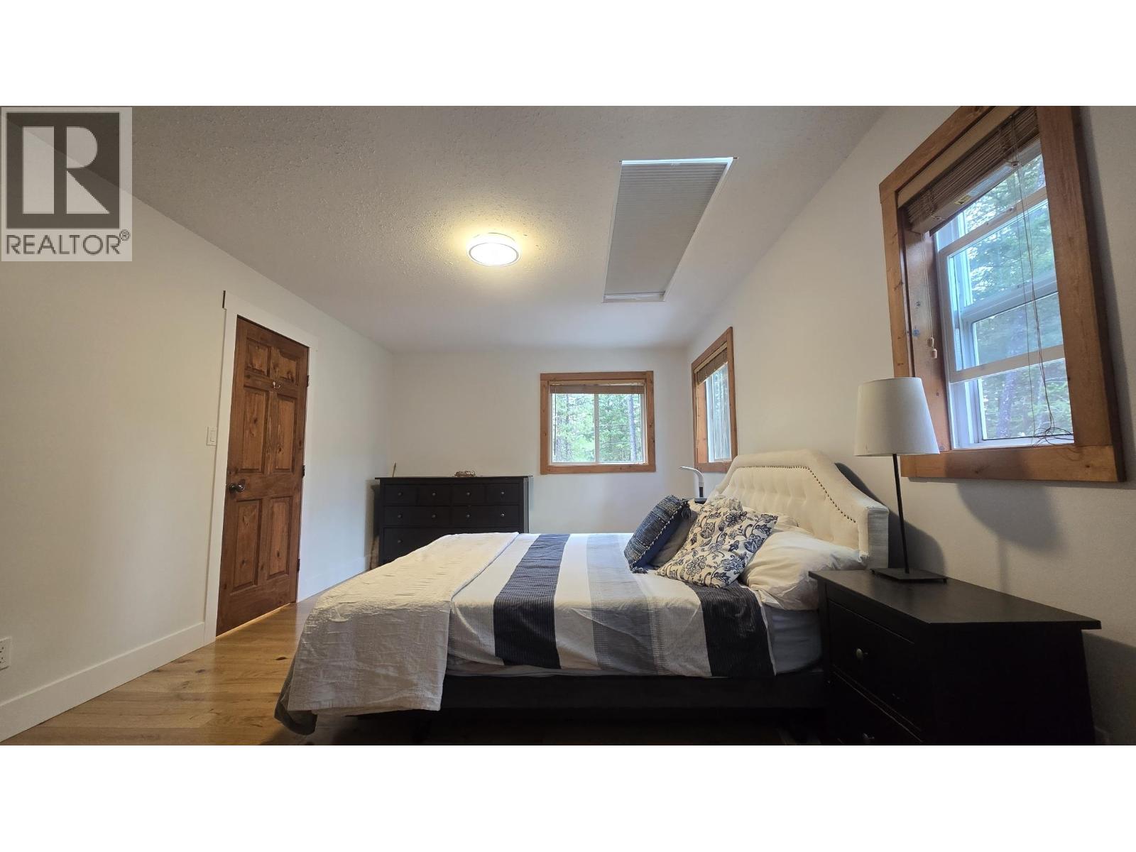 4958 Monical Road, 108 Mile Ranch, British Columbia  V0K 2Z0 - Photo 23 - R3160971