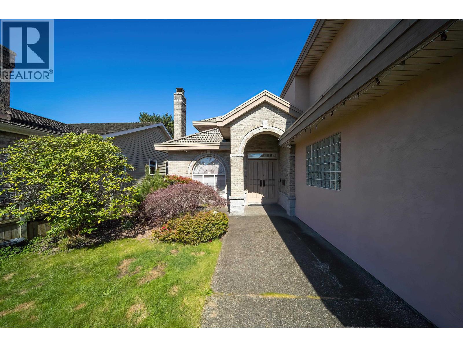8671 Saunders Road, Richmond, British Columbia  V7A 2A6 - Photo 3 - R3161142