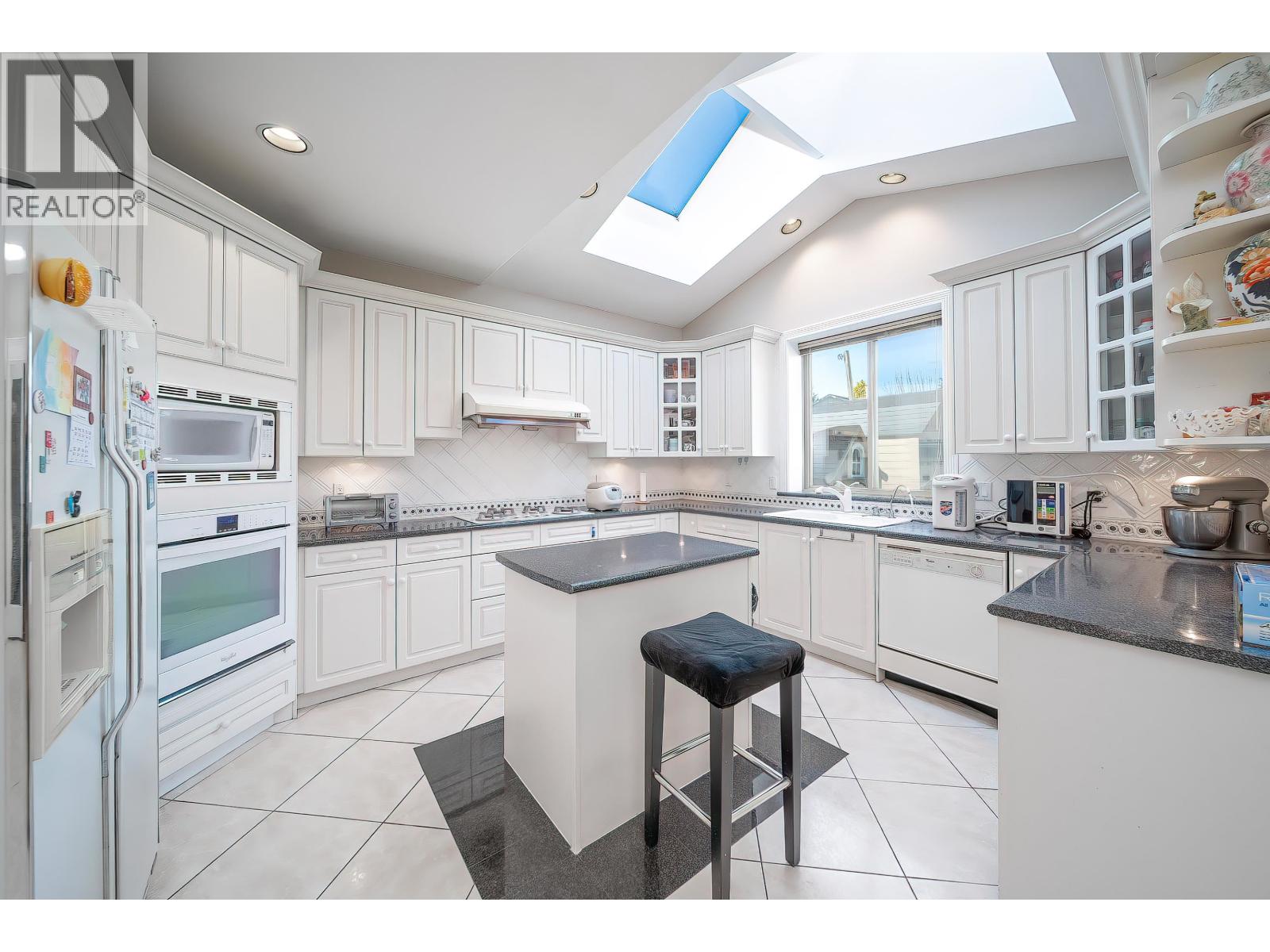 8671 Saunders Road, Richmond, British Columbia  V7A 2A6 - Photo 15 - R3161142
