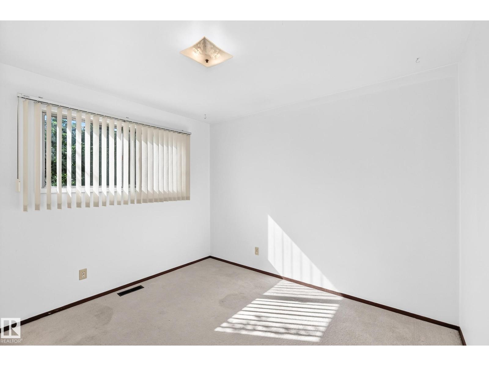 Unknown Address, ,    - Photo 33 - E4506733