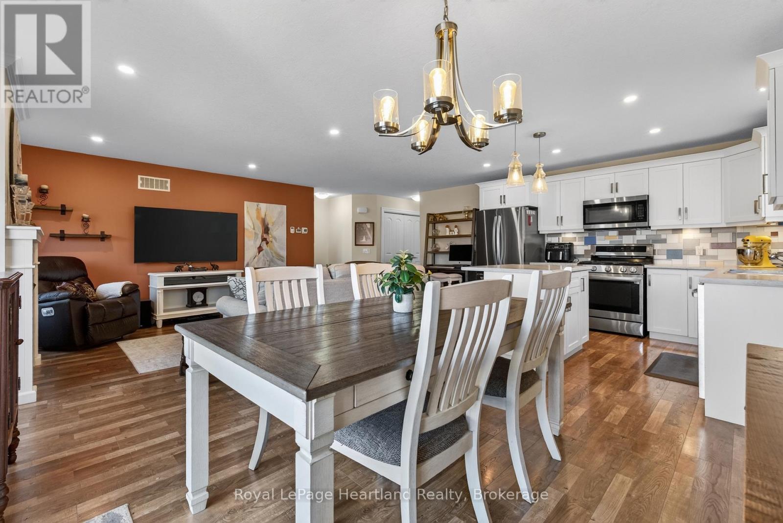 12 Windward Way N, Ashfield-Colborne-Wawanosh, Ontario  N7A 0C6 - Photo 11 - X13739264