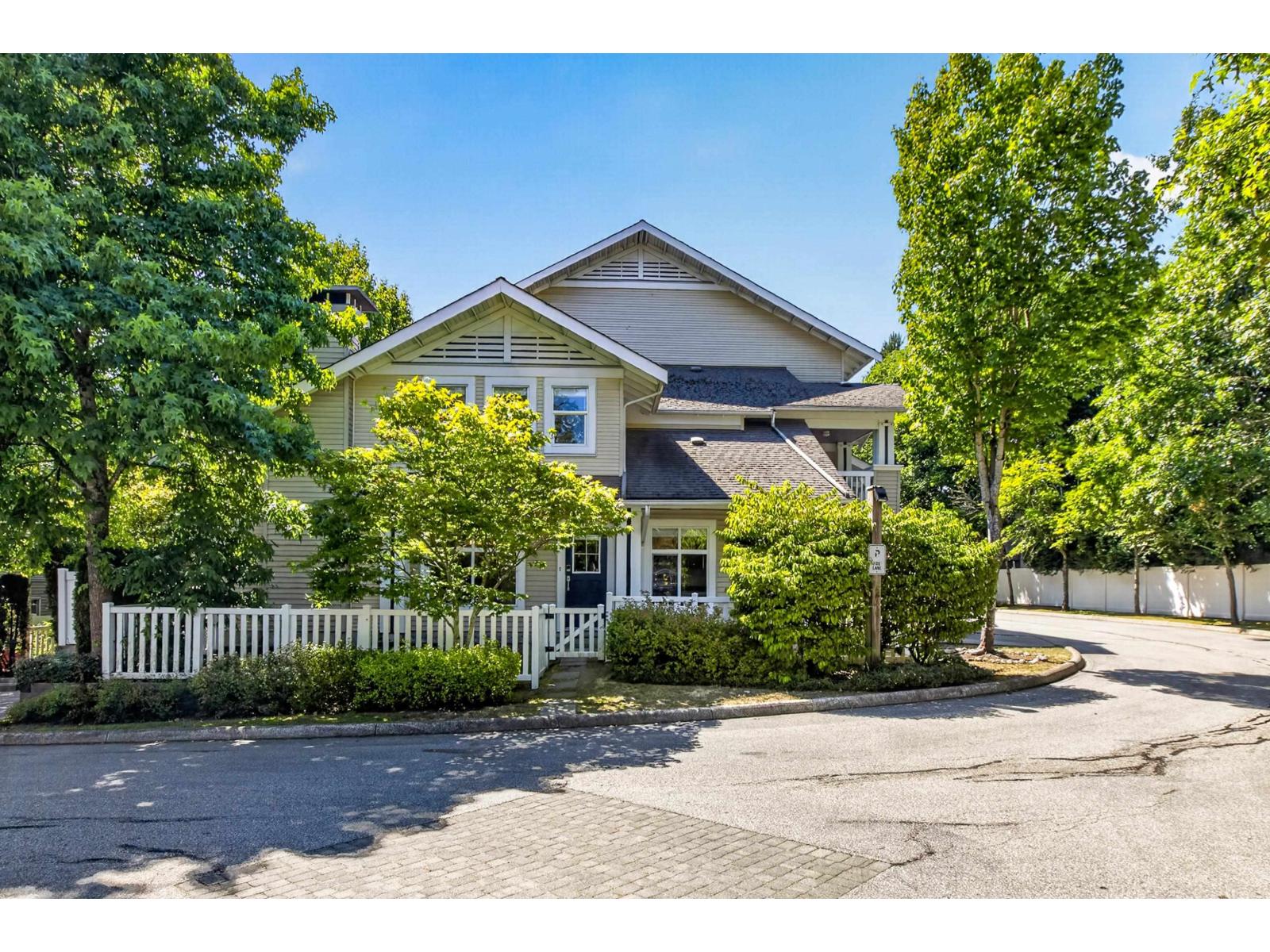 120 20033 70 Avenue, Langley, British Columbia  V2Y 3A2 - Photo 2 - R3161155
