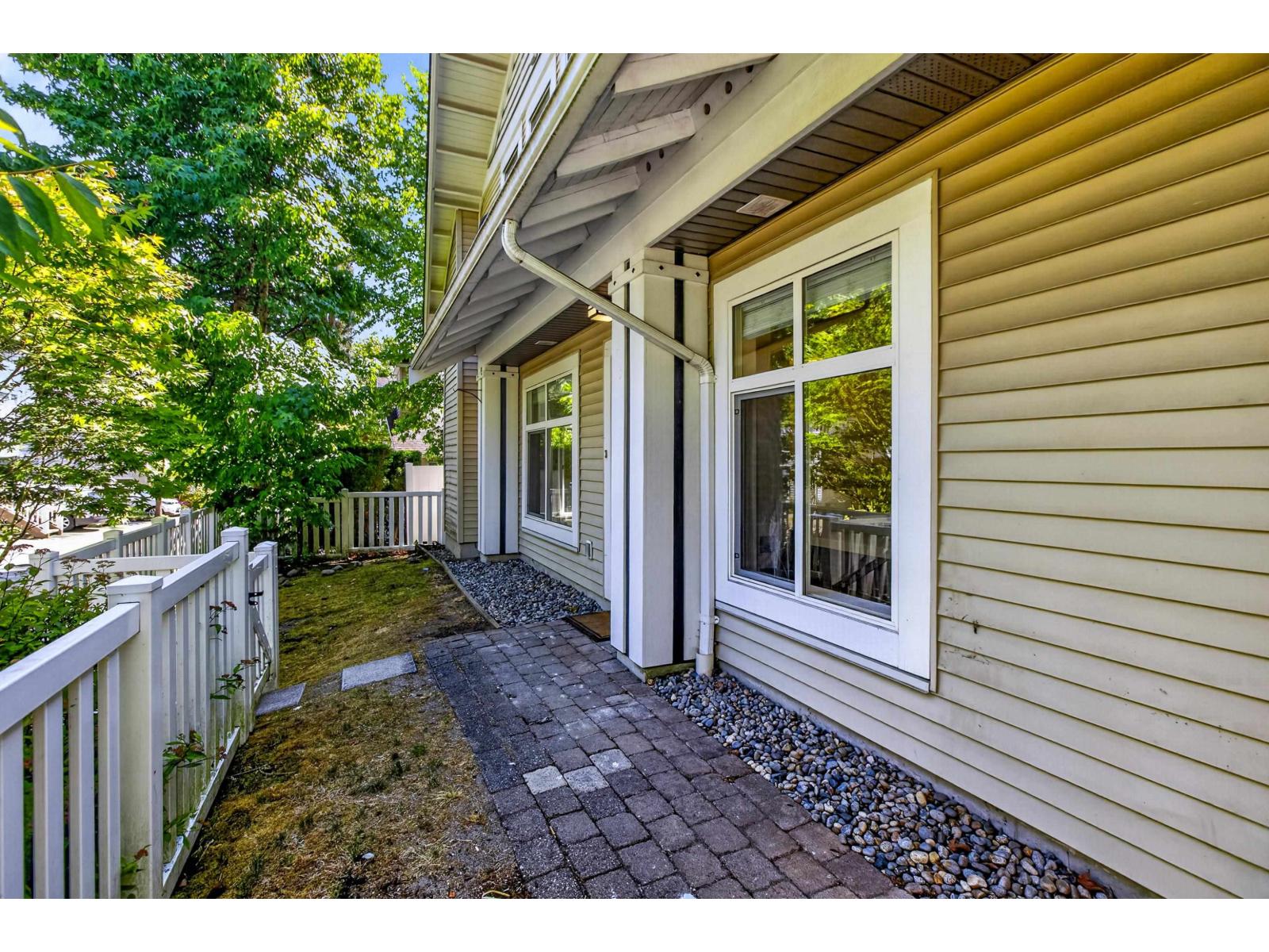 120 20033 70 Avenue, Langley, British Columbia  V2Y 3A2 - Photo 34 - R3161155