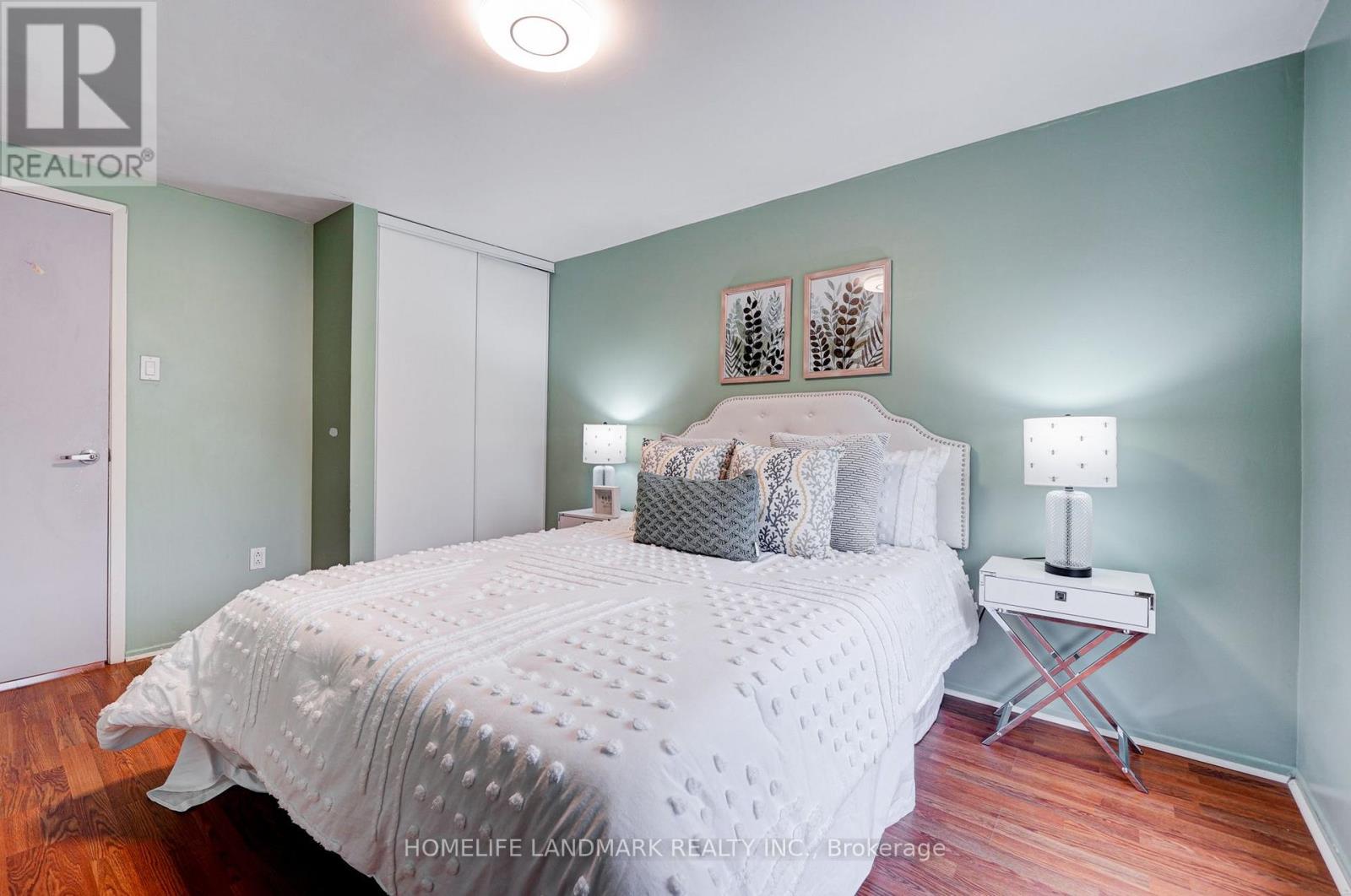 8 Rusty Crest Way, Toronto, Ontario  M2J 2Y4 - Photo 15 - C13685822