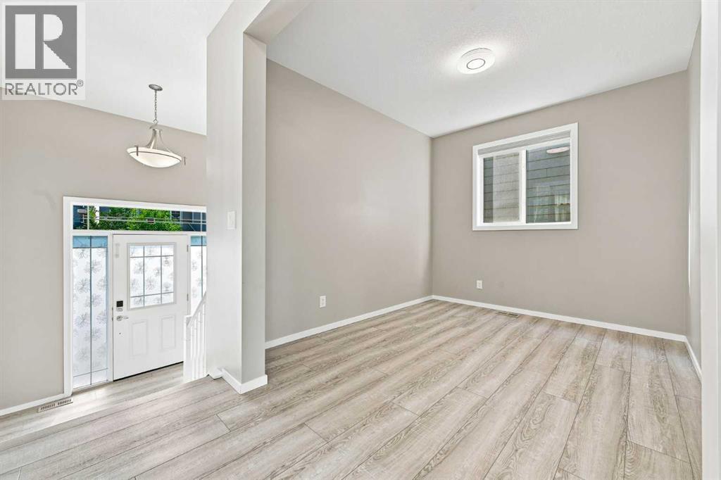 142 Yorkstone Way Sw, Calgary, Alberta  T2X 4S2 - Photo 12 - A2338419