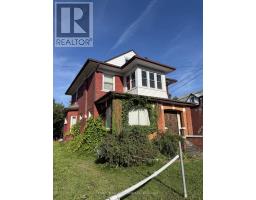 4689 CRYSLER AVENUE, Niagara Falls, Ontario
