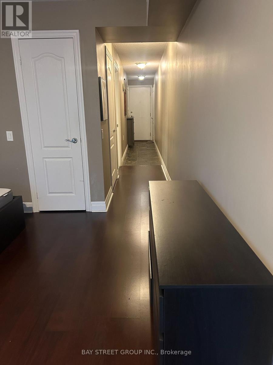 204 - 21 Hillcrest Avenue, Toronto, Ontario  M2N 7K2 - Photo 5 - C13739328