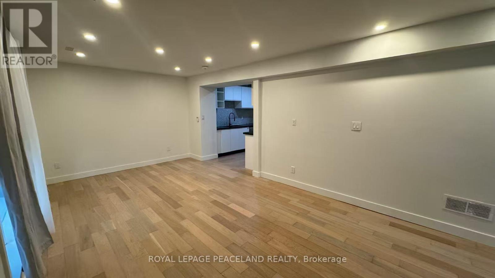 Upper - 19 Tardree Place, Toronto, Ontario  M1R 3X2 - Photo 3 - E13739308