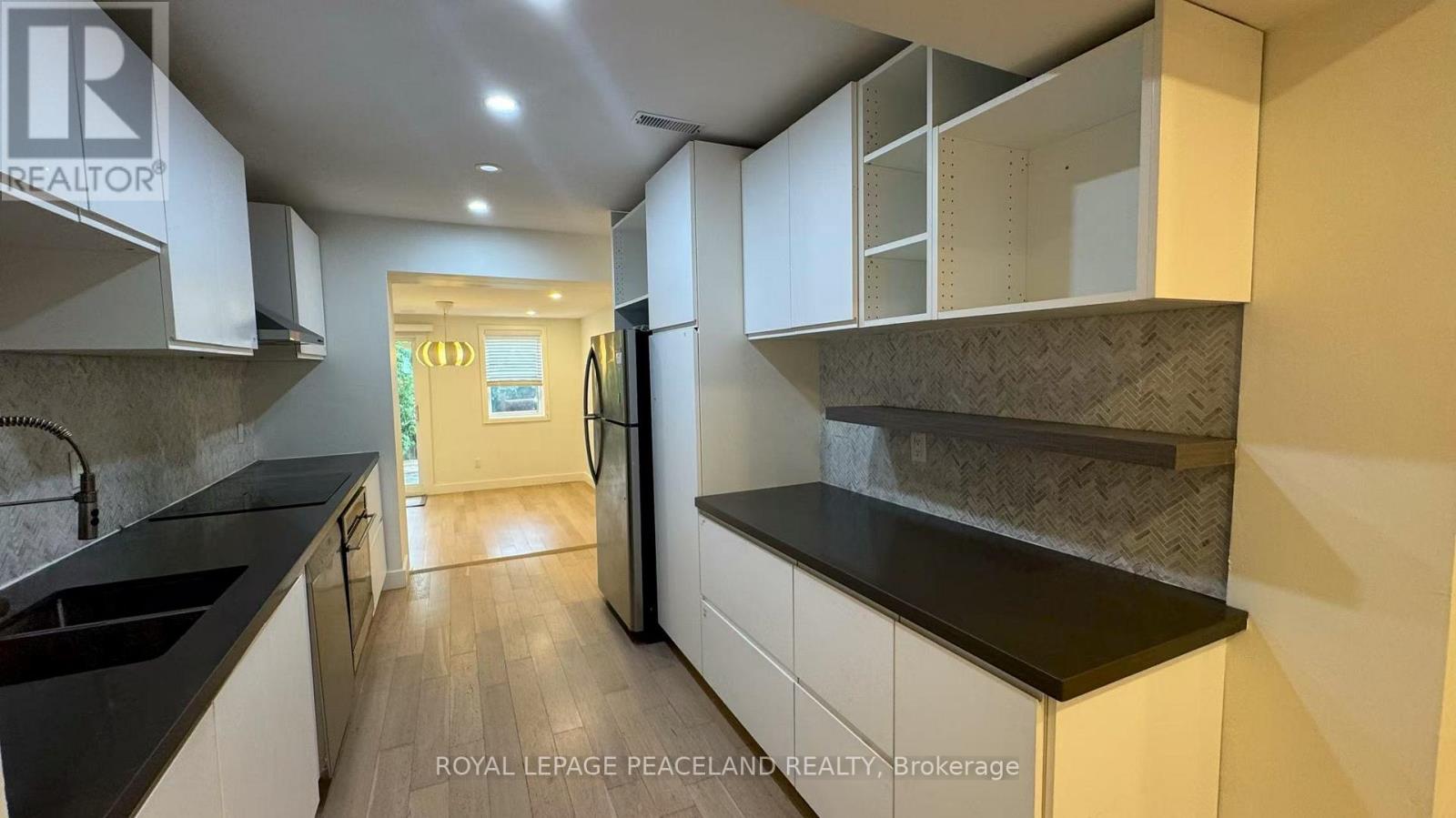 Upper - 19 Tardree Place, Toronto, Ontario  M1R 3X2 - Photo 5 - E13739308