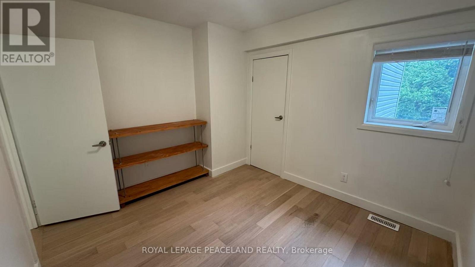 Upper - 19 Tardree Place, Toronto, Ontario  M1R 3X2 - Photo 9 - E13739308