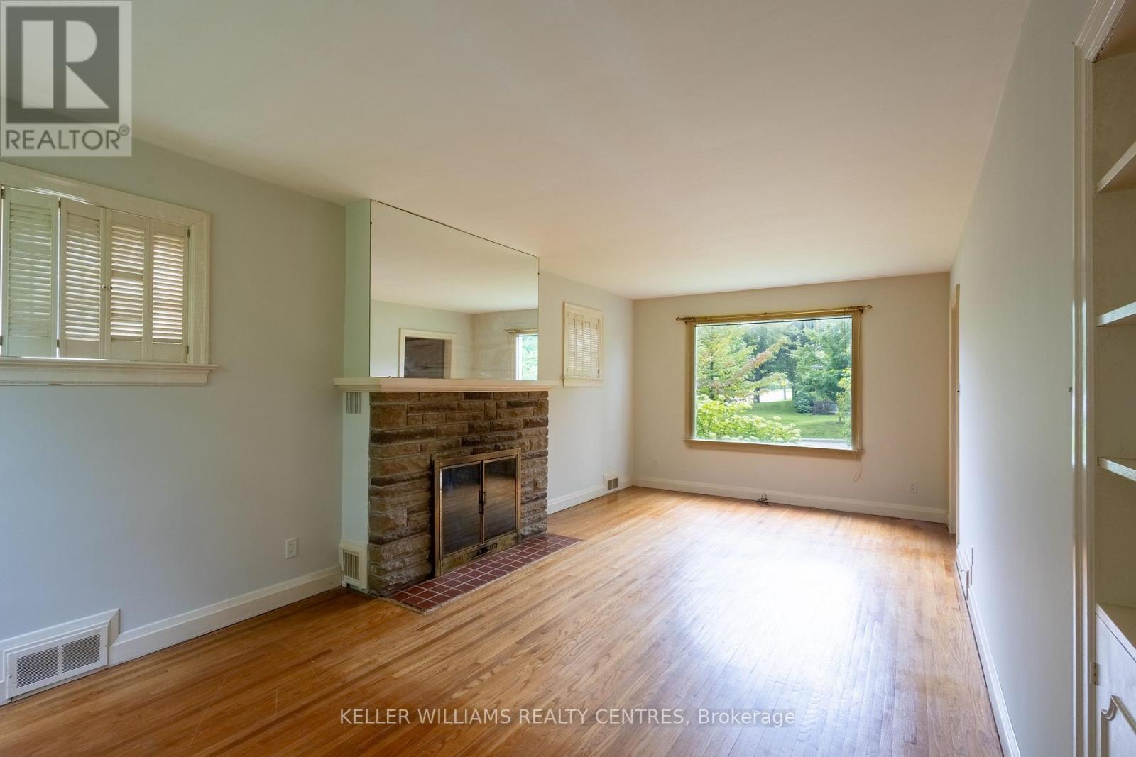 34 Cousins Drive, Aurora, Ontario  L4G 1B4 - Photo 6 - N13739318