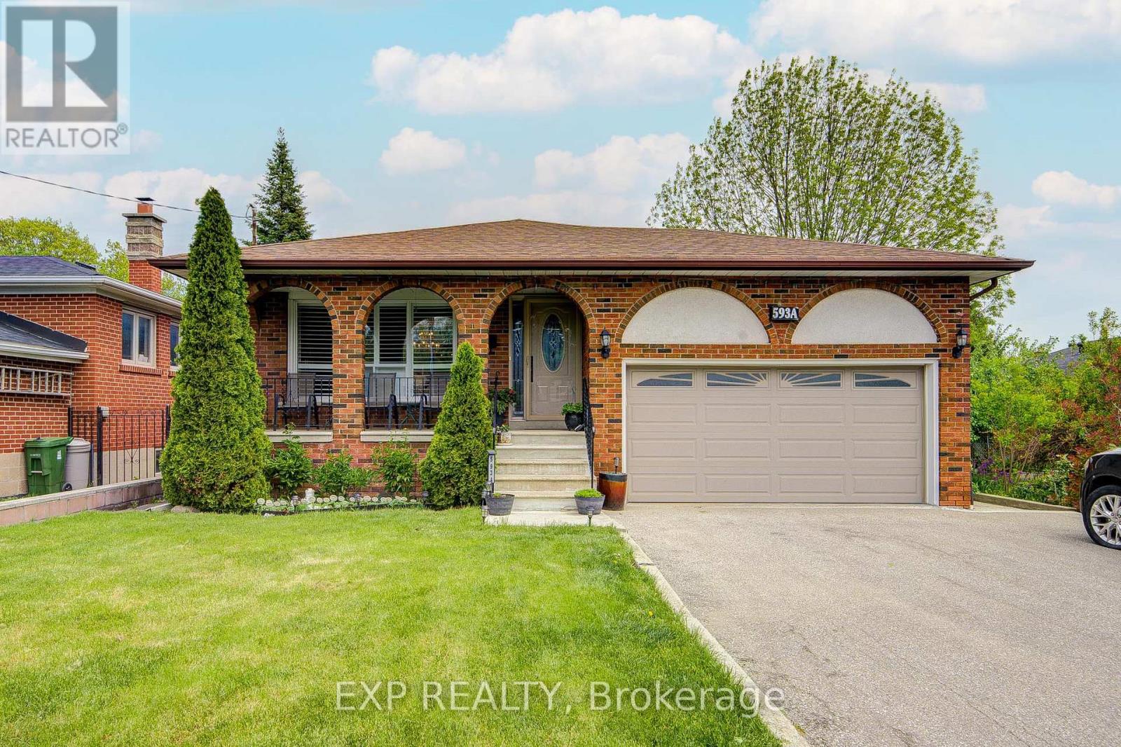 593a Scarlett Road N, Toronto, Ontario  M9P 2S6 - Photo 2 - W13206562
