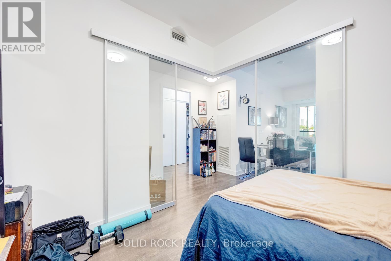 211 - 36 Zorra Street, Toronto, Ontario  M8Z 4Z7 - Photo 9 - W13739296