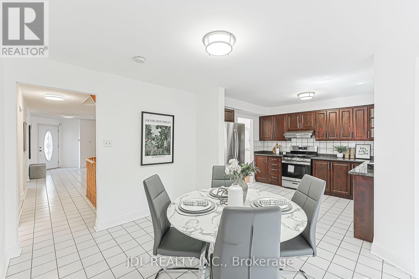 676 Ceremonial Drive, Mississauga, Ontario  L5R 3H9 - Photo 15 - W13739320