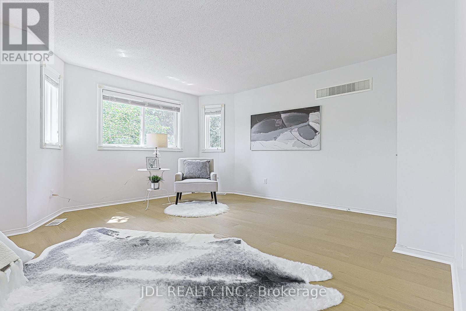 676 Ceremonial Drive, Mississauga, Ontario  L5R 3H9 - Photo 26 - W13739320
