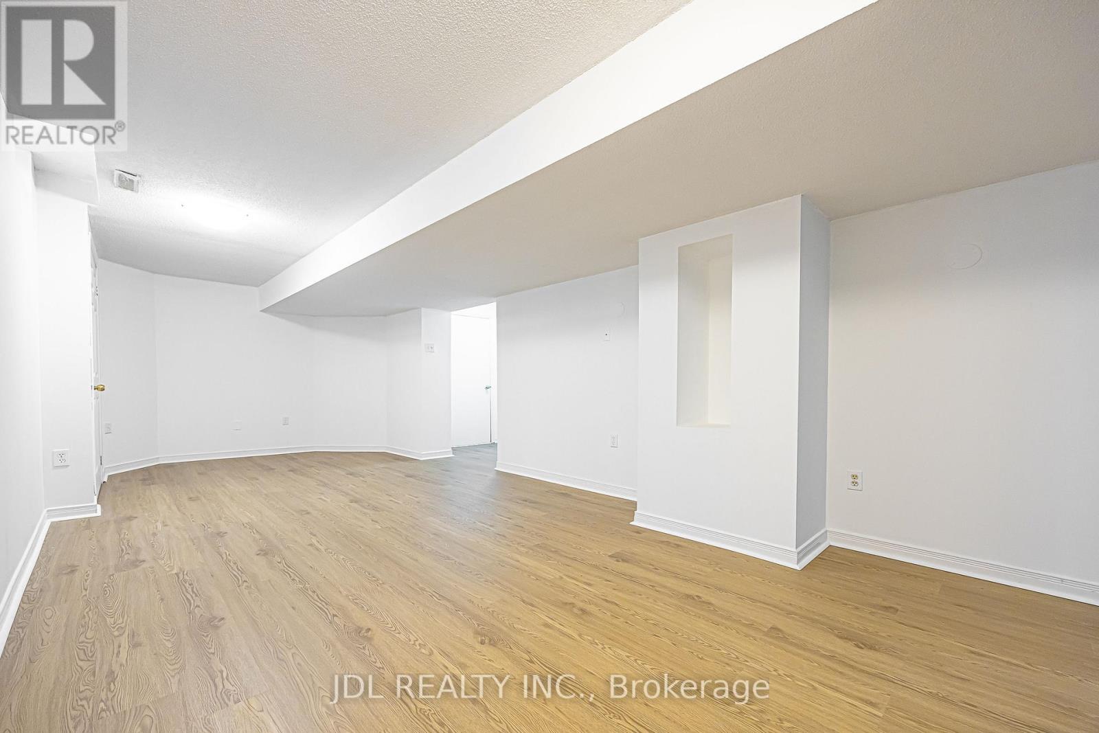 676 Ceremonial Drive, Mississauga, Ontario  L5R 3H9 - Photo 42 - W13739320
