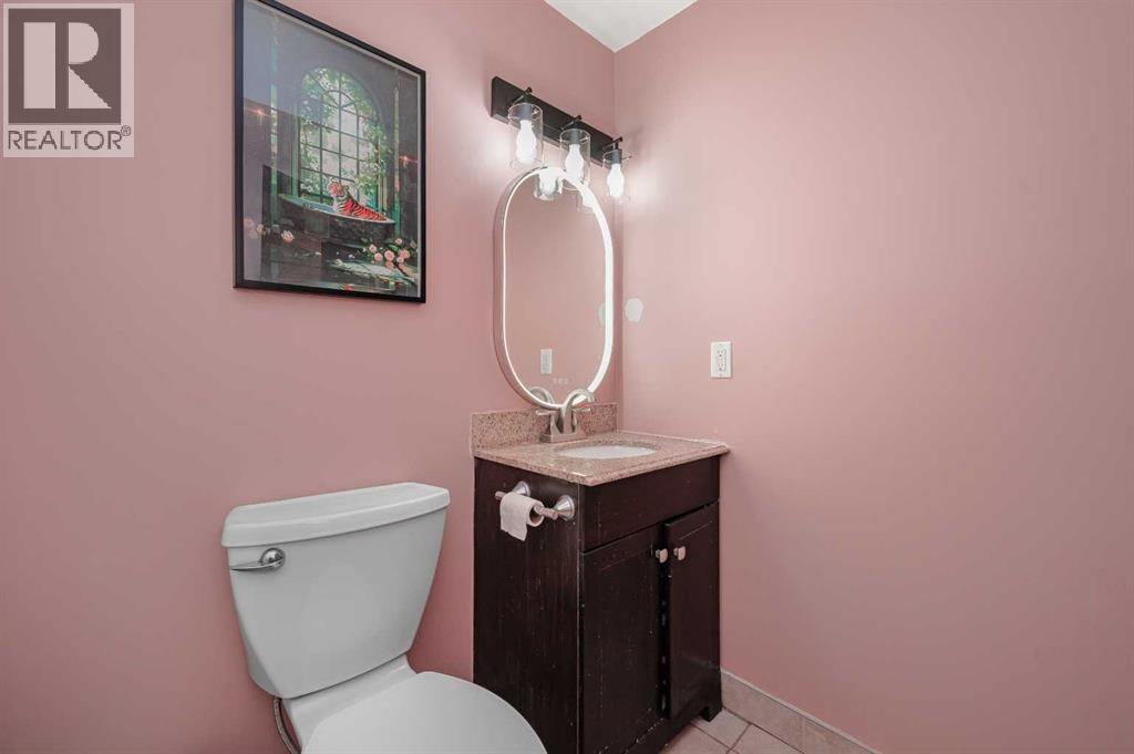503 Signal Hill Green Sw, Calgary, Alberta  T3H 2Y4 - Photo 30 - A2329749