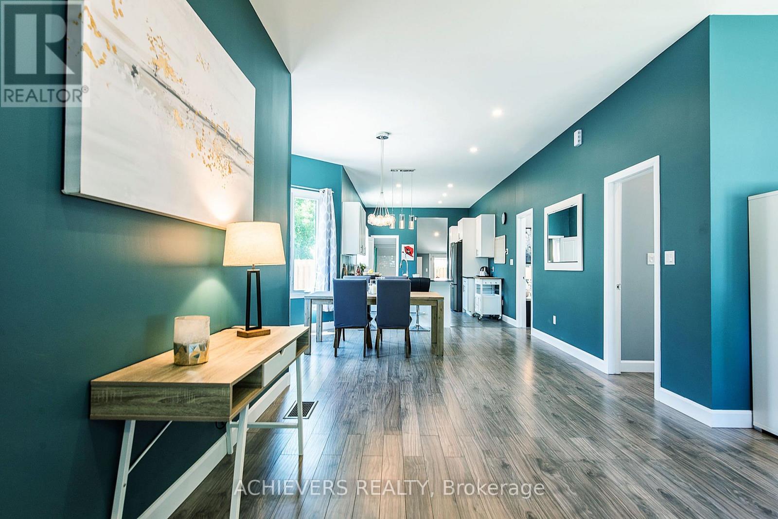 9 Pearl Street, London East, Ontario  N5Z 1X1 - Photo 3 - X13739322