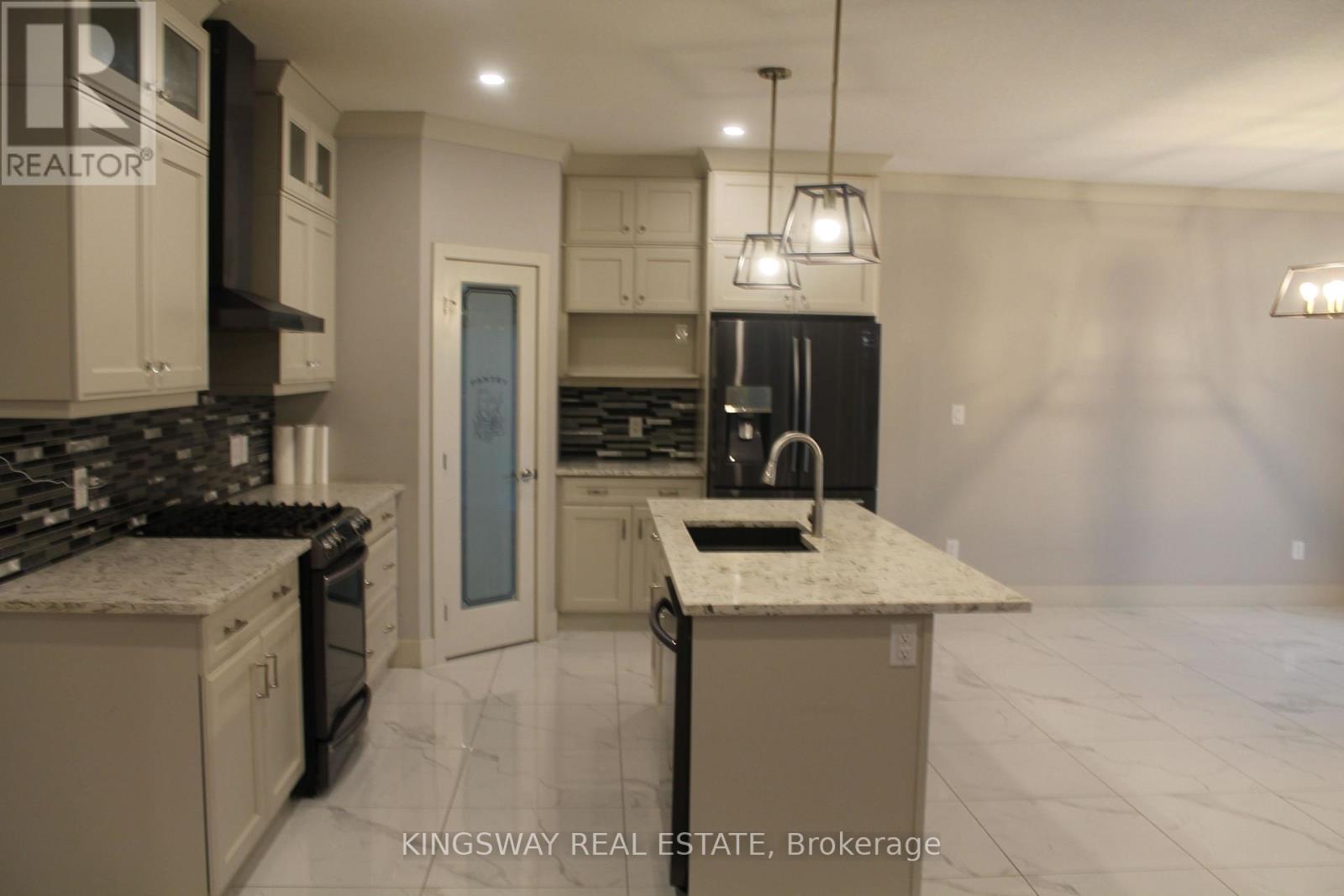 2255 Constance Avenue, London South, Ontario  N6M 0G4 - Photo 7 - X13738258