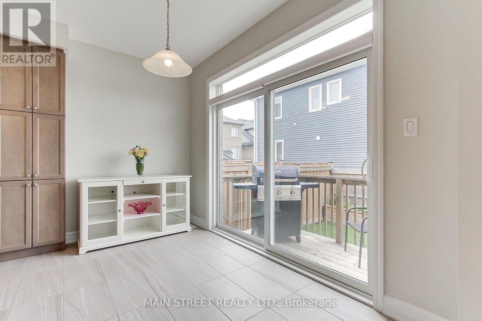 38 Clear Spring Avenue, Georgina, Ontario  L4P 0H7 - Photo 15 - N13739350