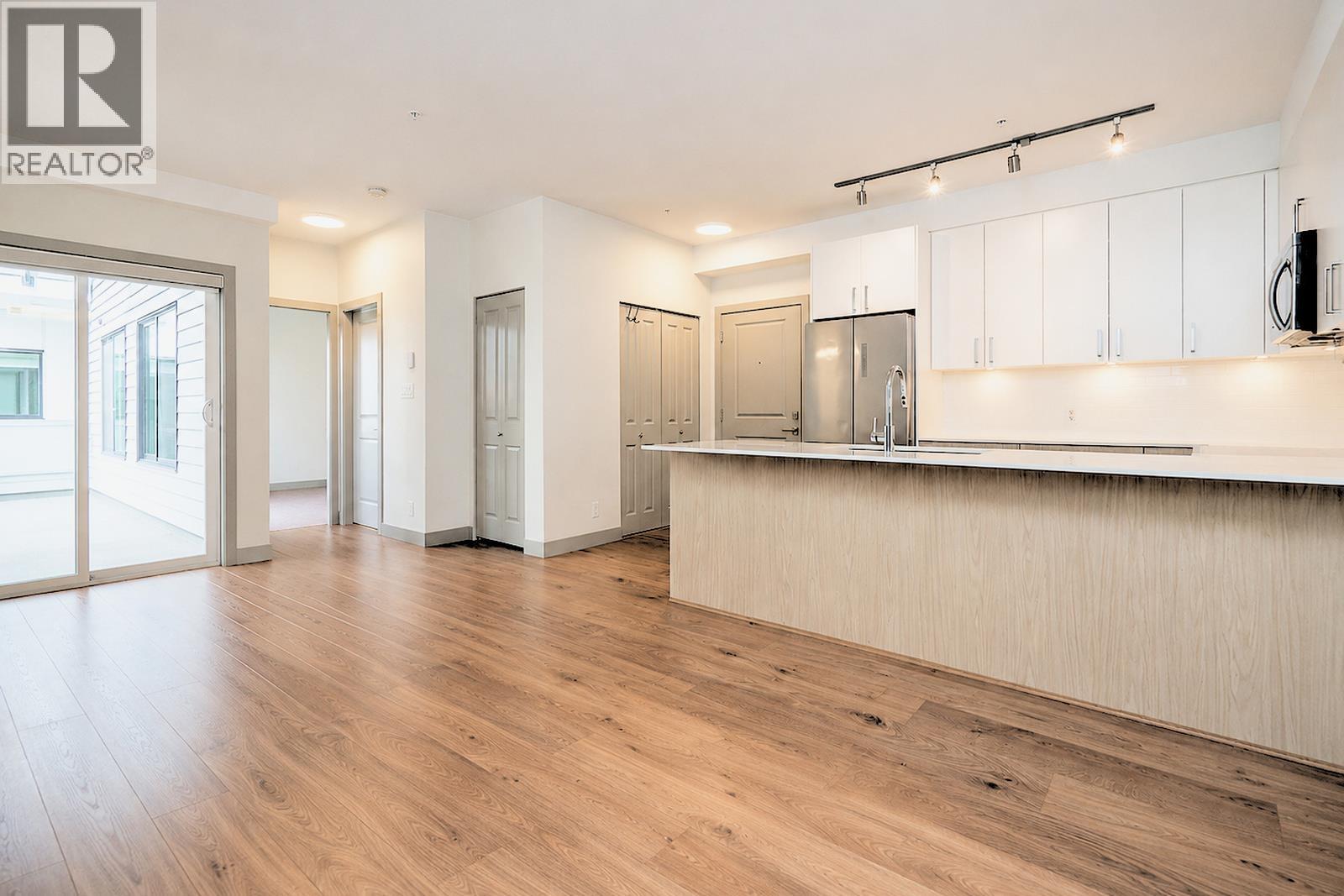 210 6968 Royal Oak Avenue, Burnaby, British Columbia  V5J 4J2 - Photo 11 - R3161147