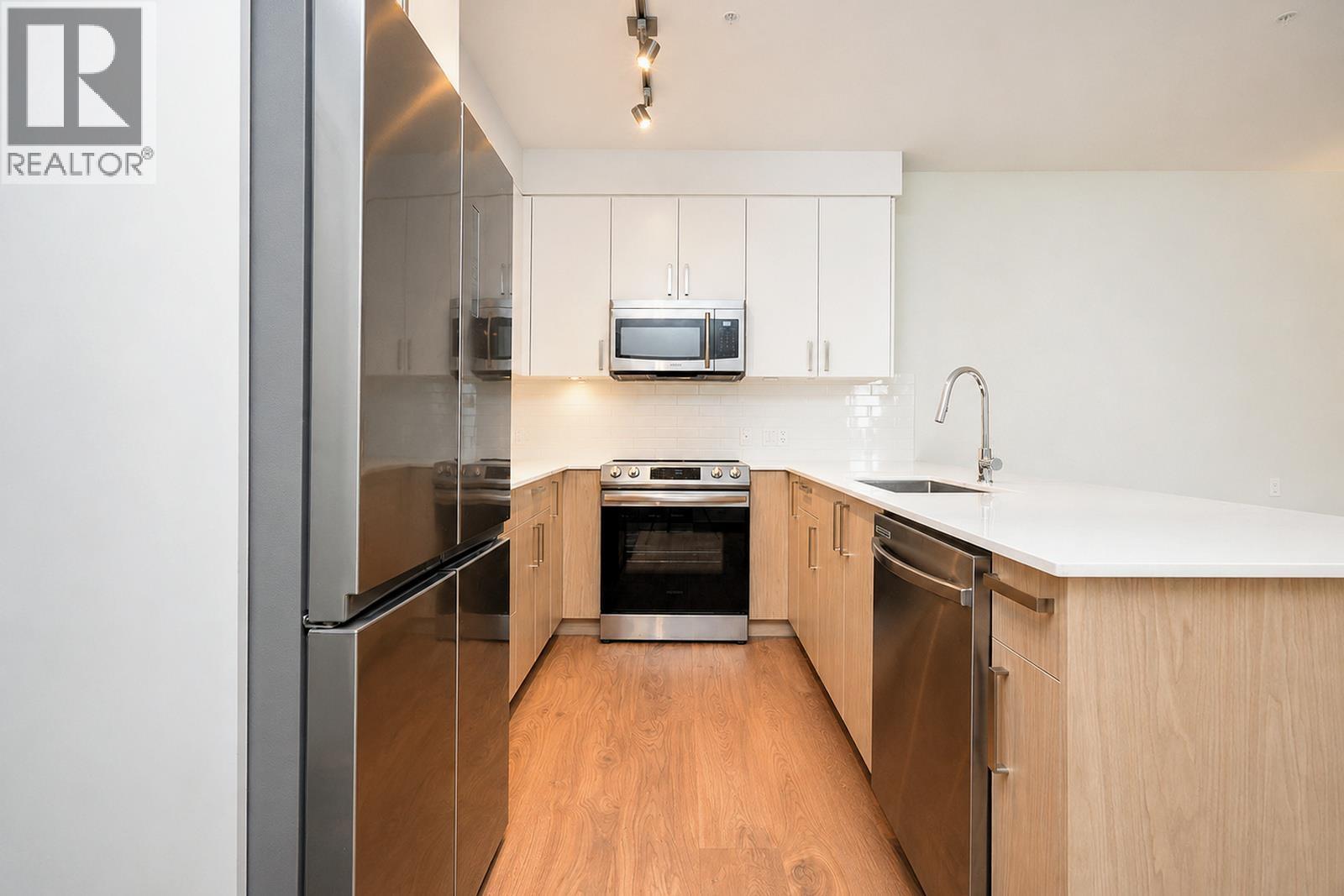 210 6968 Royal Oak Avenue, Burnaby, British Columbia  V5J 4J2 - Photo 12 - R3161147