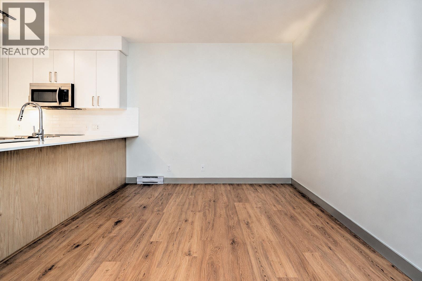 210 6968 Royal Oak Avenue, Burnaby, British Columbia  V5J 4J2 - Photo 9 - R3161147