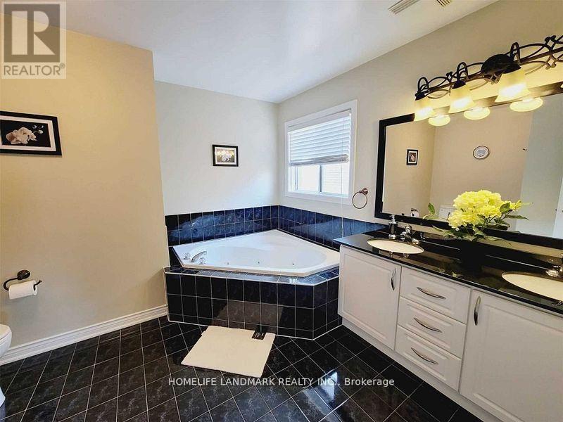 274 Falstaff Avenue, Toronto, Ontario  M6L 3E6 - Photo 19 - W13739334