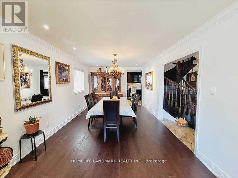 274 Falstaff Avenue, Toronto, Ontario  M6L 3E6 - Photo 6 - W13739334