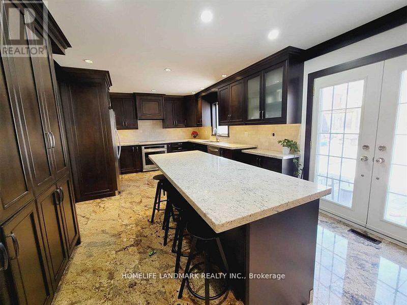 274 Falstaff Avenue, Toronto, Ontario  M6L 3E6 - Photo 9 - W13739334
