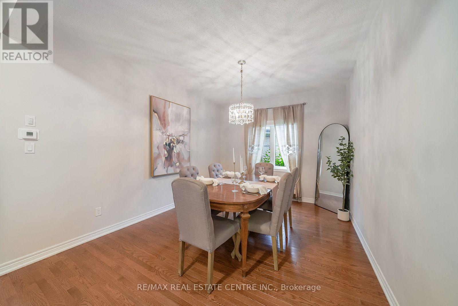 18 Seedhouse Road, Brampton, Ontario  L6R 3Z5 - Photo 11 - W13739354