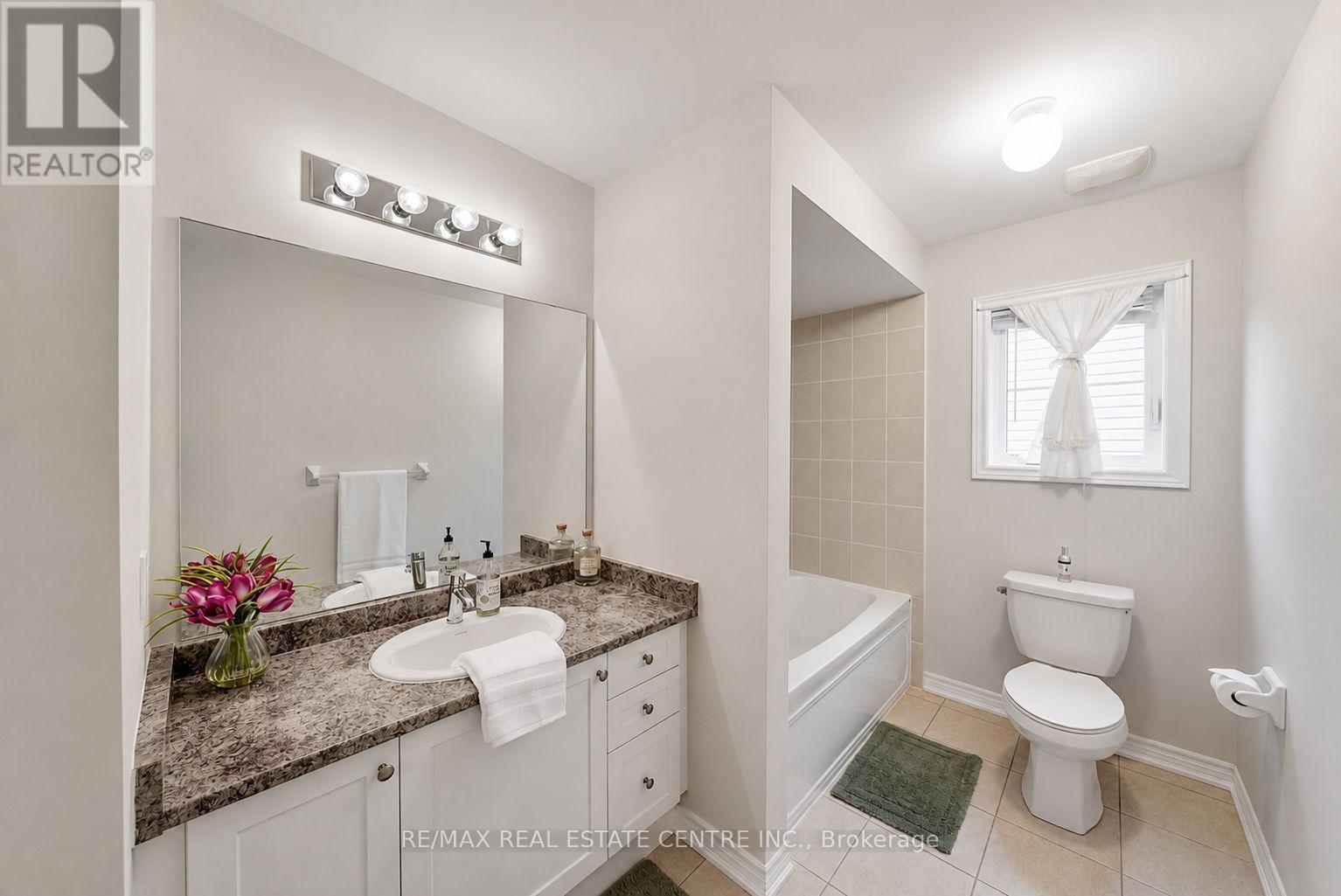 18 Seedhouse Road, Brampton, Ontario  L6R 3Z5 - Photo 39 - W13739354