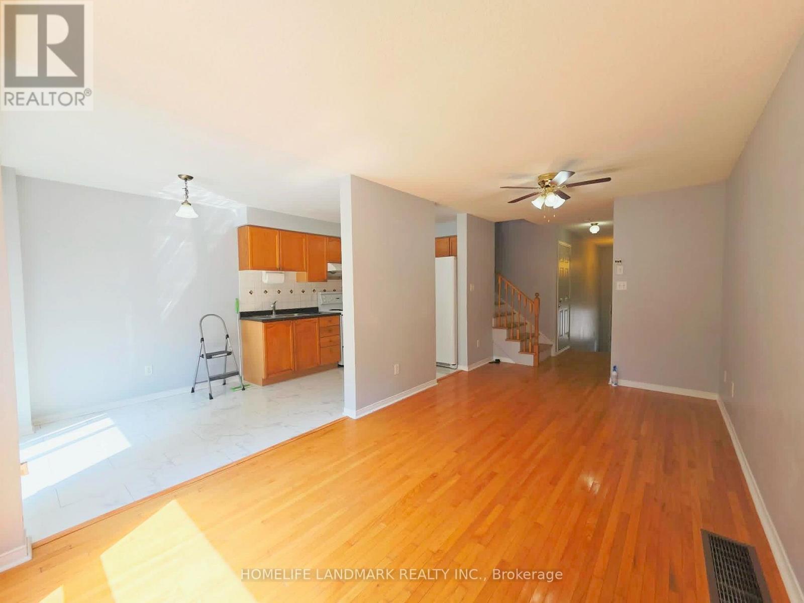 121 - 1480 Britannia Road W, Mississauga, Ontario L5V 2K4 - Photo 3 - W13739092