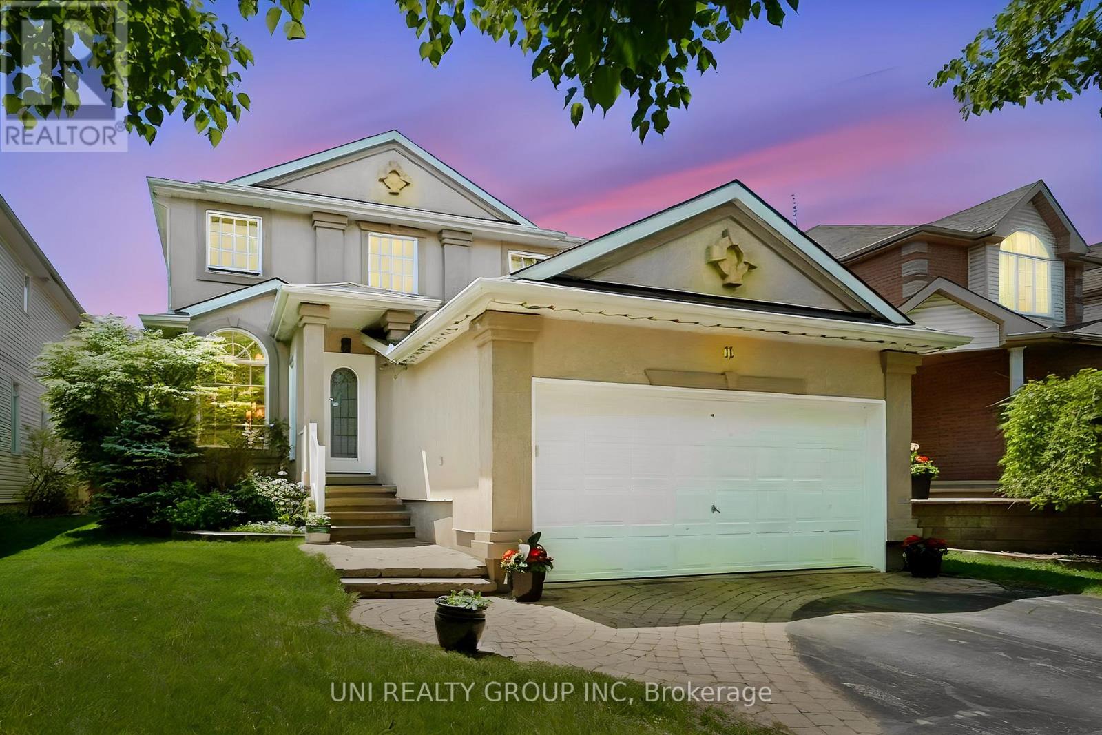 11 Langford Crescent, Ottawa, Ontario  K2K 2N4 - Photo 2 - X13739402