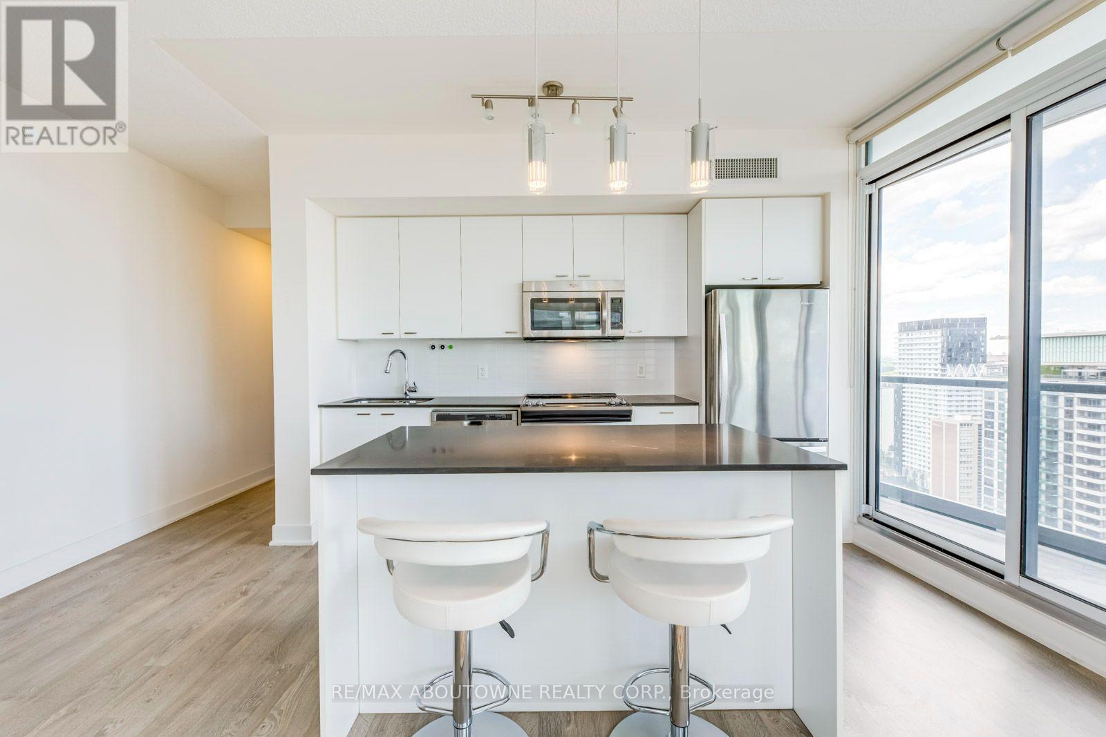 2810 - 30 Roehampton Avenue, Toronto, Ontario  M4P 1R2 - Photo 10 - C13739396