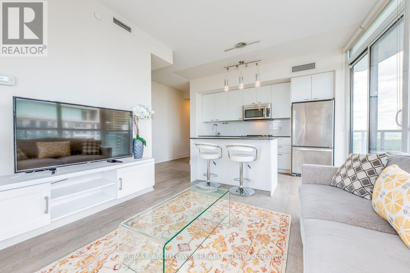 2810 - 30 Roehampton Avenue, Toronto, Ontario  M4P 1R2 - Photo 15 - C13739396
