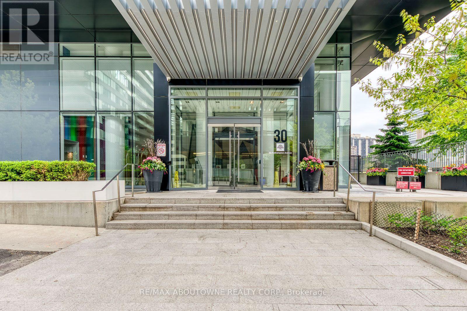 2810 - 30 Roehampton Avenue, Toronto, Ontario  M4P 1R2 - Photo 2 - C13739396