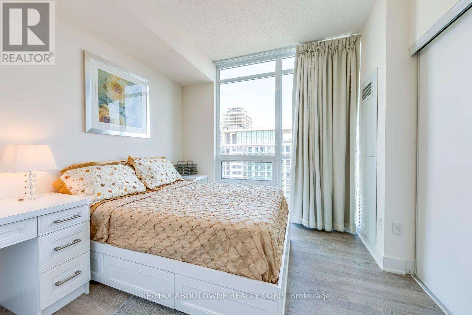 2810 - 30 Roehampton Avenue, Toronto, Ontario  M4P 1R2 - Photo 21 - C13739396