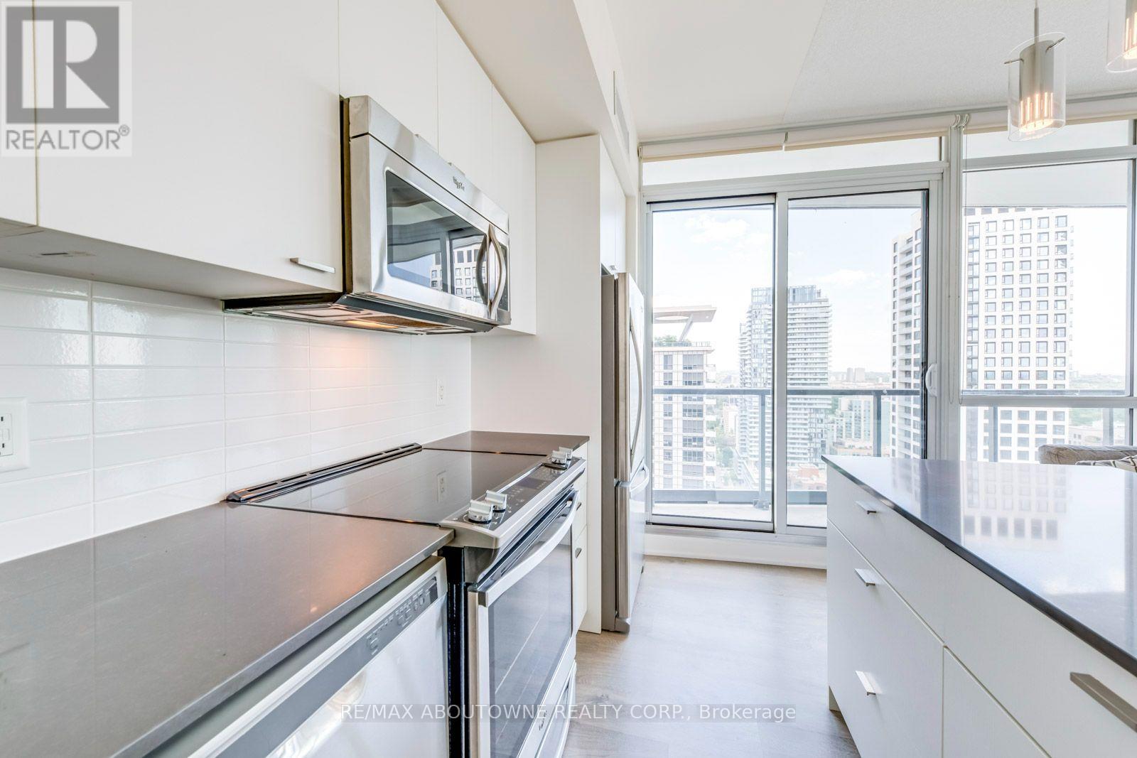 2810 - 30 Roehampton Avenue, Toronto, Ontario  M4P 1R2 - Photo 7 - C13739396