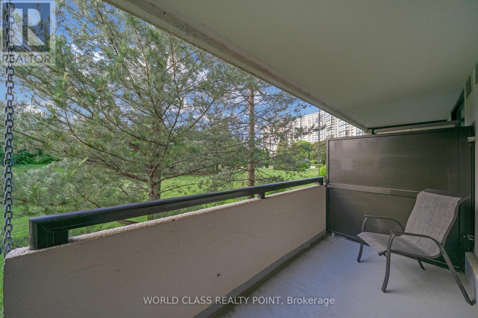 201 - 40 Harding Boulevard W, Richmond Hill, Ontario  L4C 9S5 - Photo 2 - N13739368