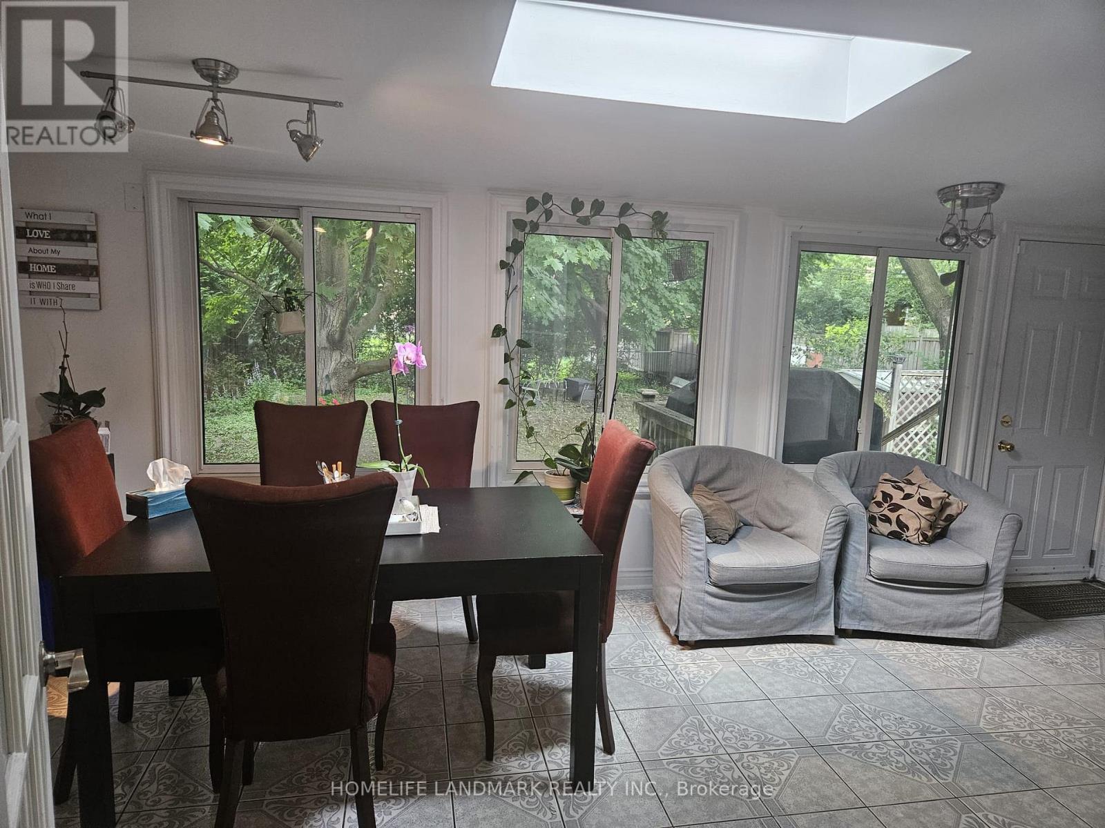 18 Highland Park Boulevard, Markham, Ontario  L3T 1B1 - Photo 6 - N13739378