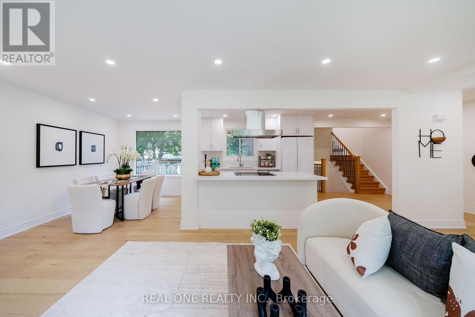 3148 Bentworth Drive, Burlington, Ontario  L7M 1M2 - Photo 6 - W13739360