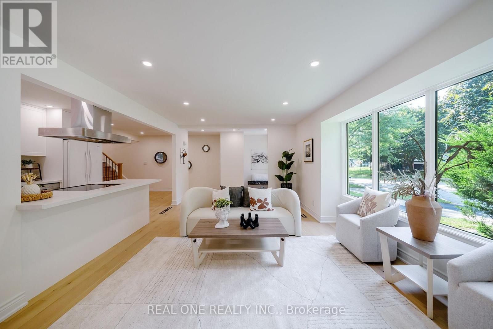 3148 Bentworth Drive, Burlington, Ontario  L7M 1M2 - Photo 7 - W13739360