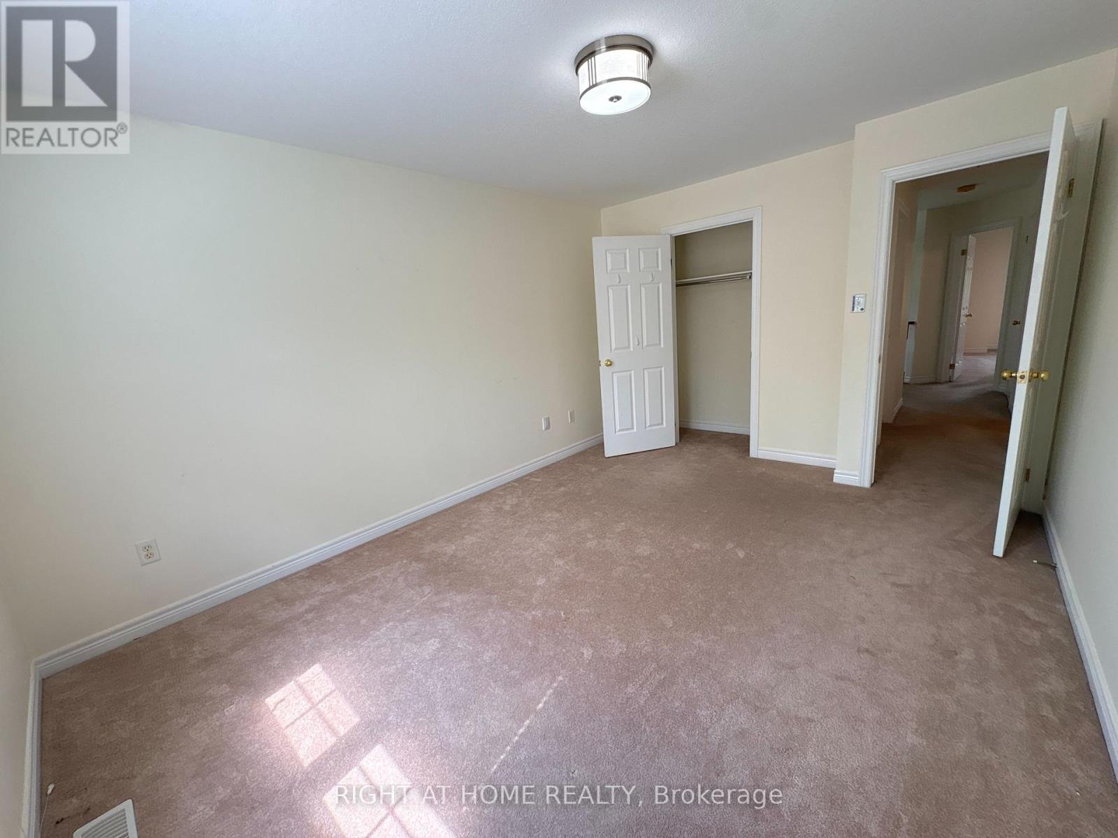 4029 Alexan Crescent, Burlington, Ontario  L7M 5A8 - Photo 6 - W13739376